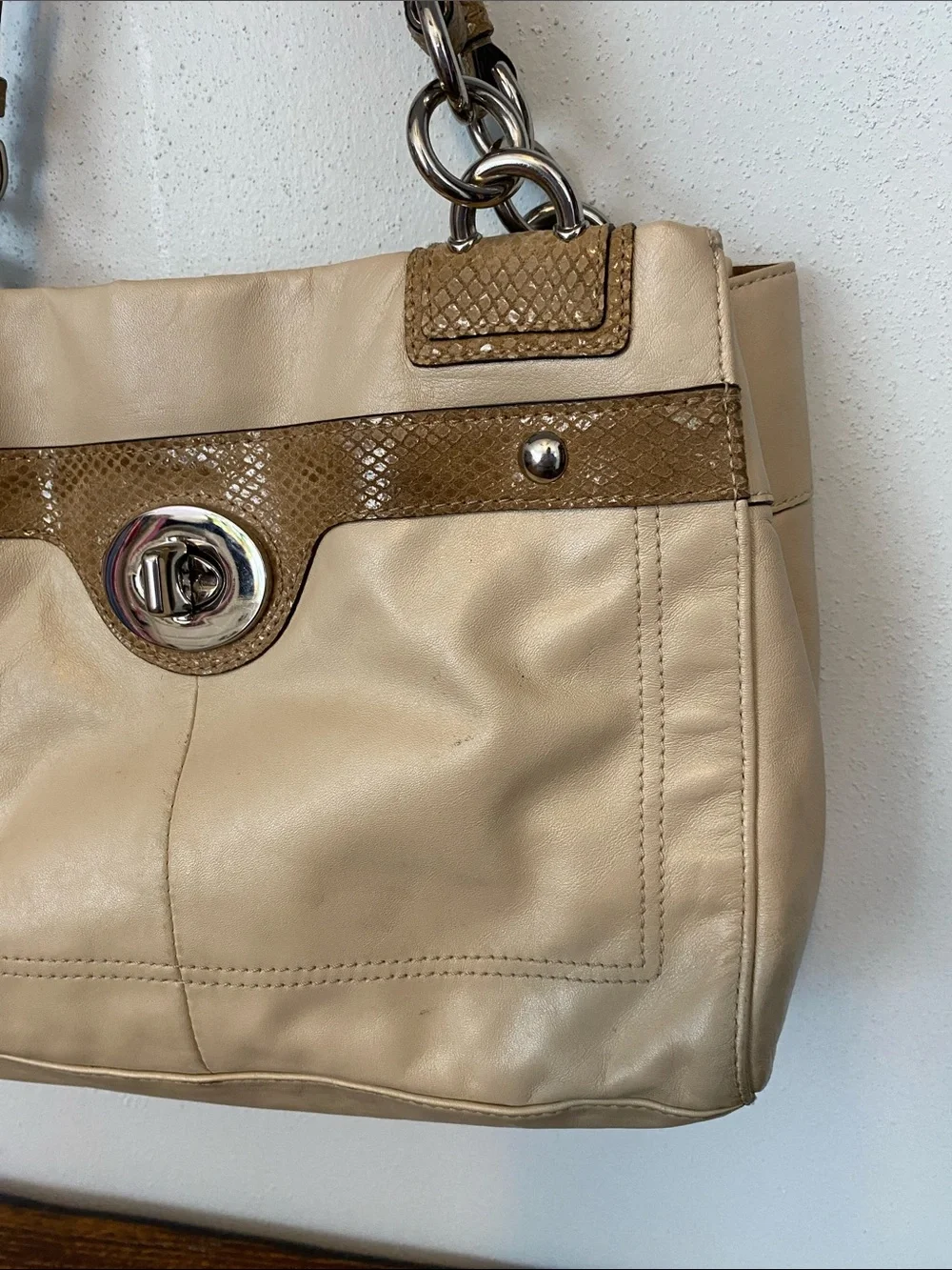 Coach shoulder bag